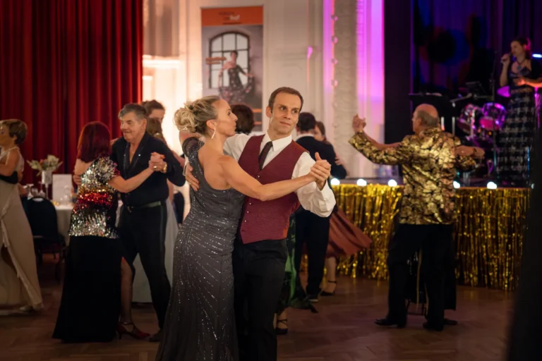 Glitzer & Glamour Tanzpaare